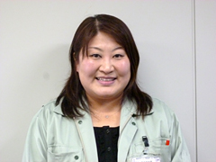 岡本由美子氏